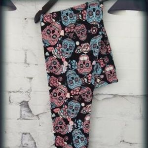 Skull print leggings